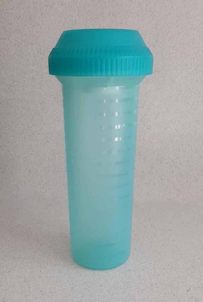 Tupperware Shaker Mix Max XL. 750 ml. 1 keer gebruikt, Huis en Inrichting, Keuken | Tupperware, Ophalen of Verzenden, Zo goed als nieuw