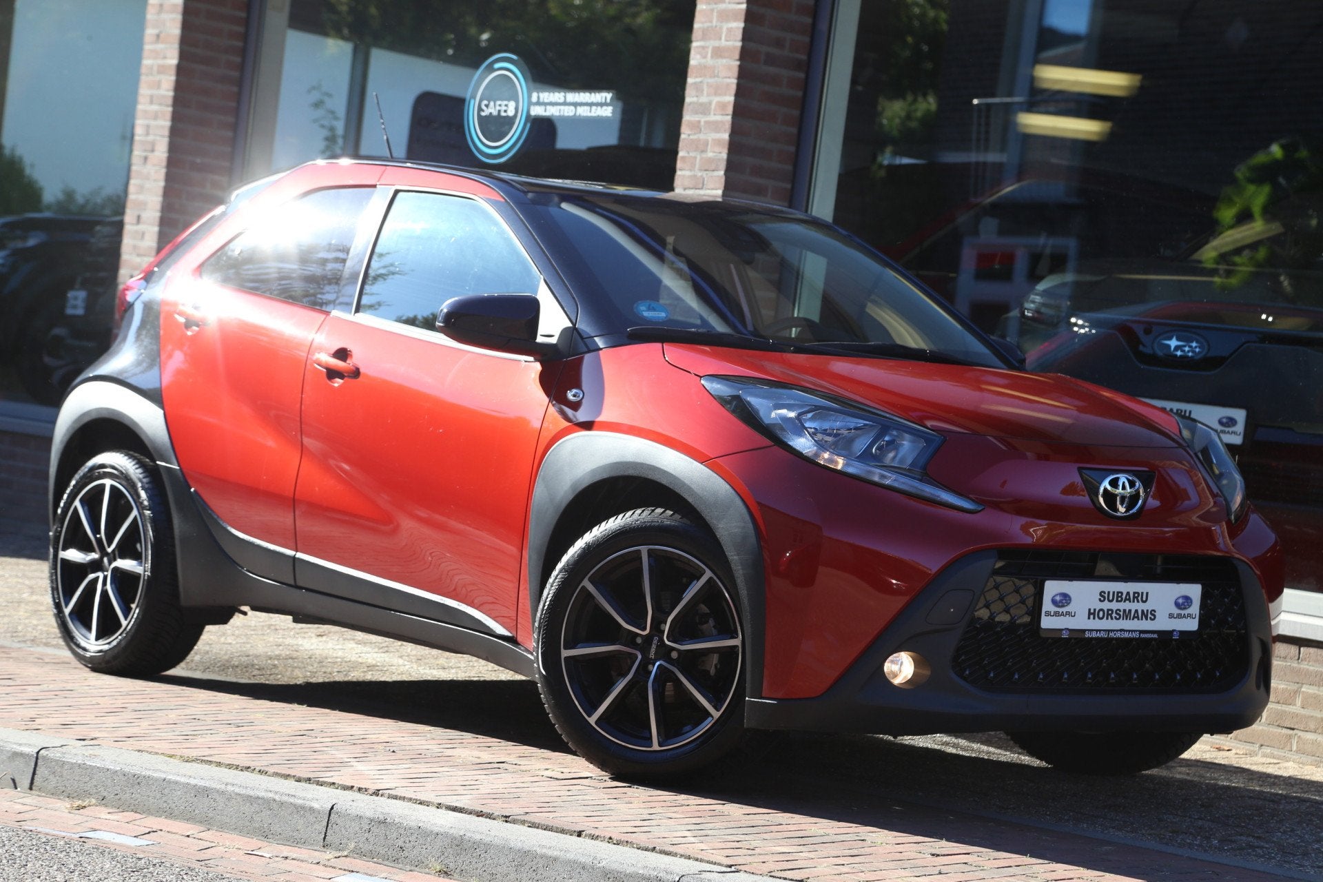 Toyota Aygo X 1.0 VVT-i MT Pulse Navi Carplay ACC Camera 12., Auto's, 12 maanden, Gebruikt, 4 stoelen, 3 cilinders