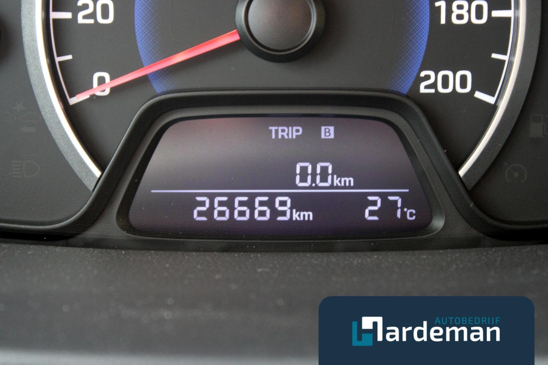 Hyundai i10 1.0i i-Premium Carplay Cruise, Auto's, Voorwielaandrijving, Gebruikt, Met garantie (alle), 4 stoelen