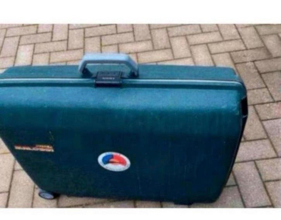 Samsonite harde koffer met 2 nekkussens, 30 cm of meer, Gebruikt, Ophalen of Verzenden, 60 tot 80 cm