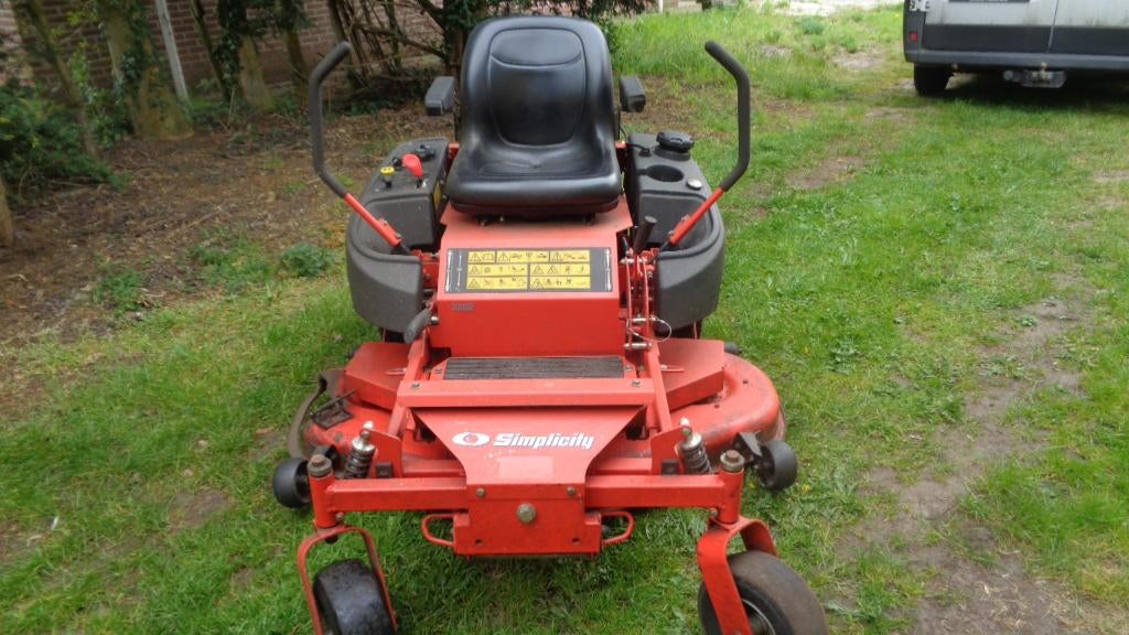 zware snapper zero turn maaier 27 pk 2 cilinder, Ophalen, Gebruikt, Elektrische starter, Nederland