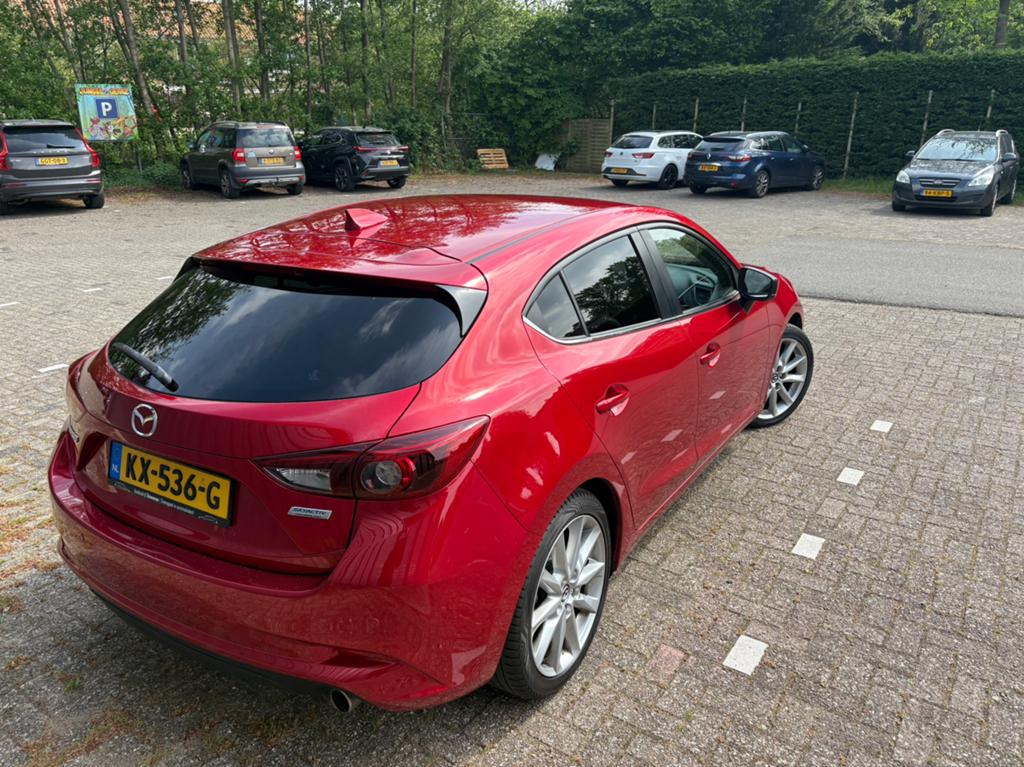 Mazda 3 Skyactiv-d 150 pk 2016 Rood, Auto's, Mazda, Voorwielaandrijving, 4 cilinders, 150 pk, 2191 cc