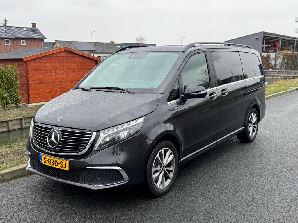Mercedes-Benz EQV 300 2022 panoramadak/fabrieksgarantie, Auto's, USB, Zwart, 2535 kg, 7 stoelen