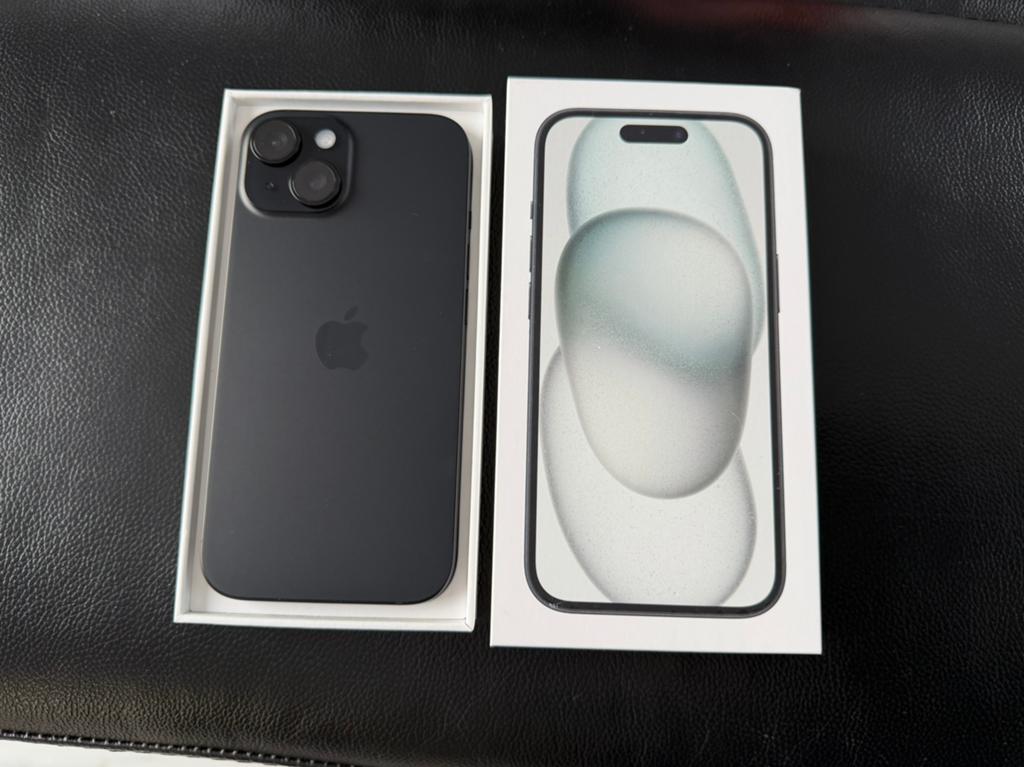 iPhone 15 128gb Black Nieuw + Garantie Hoesje Sceenprotector, Telecommunicatie, Ophalen, 128 GB, IPhone 15, Zwart
