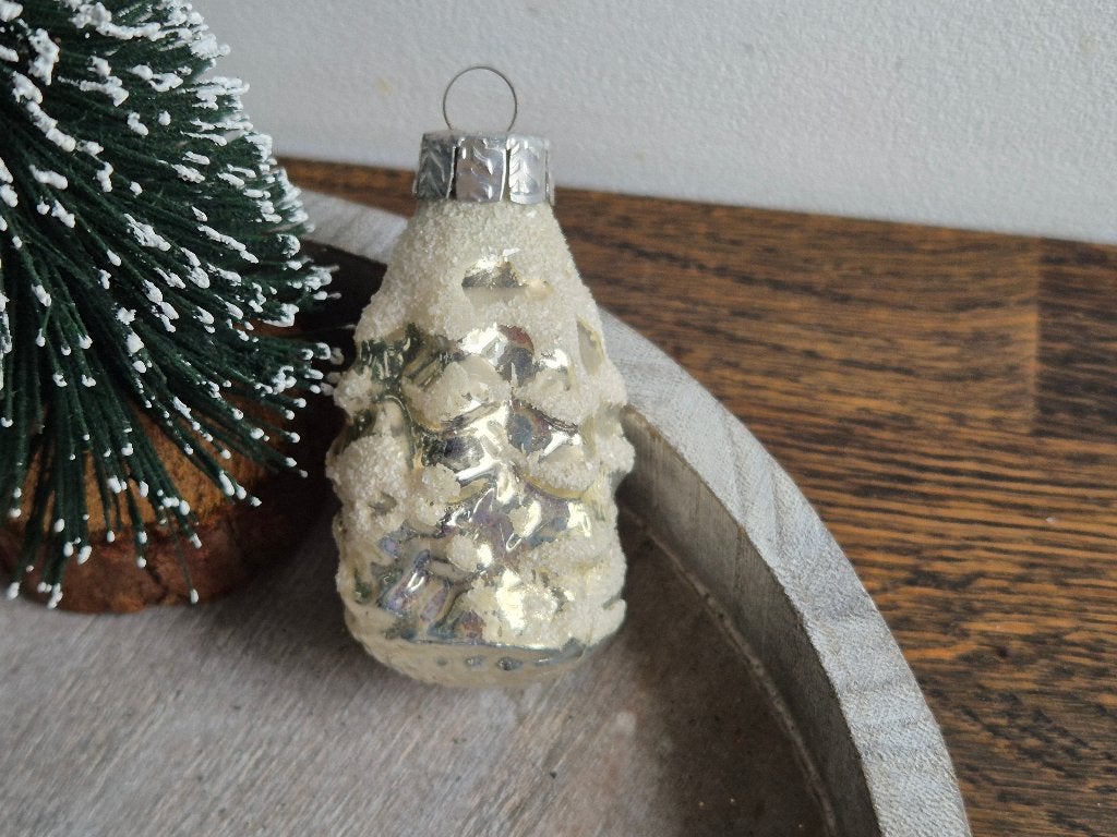 Vintage kerstbal dennenboom zilver 591, Diversen, Kerst, *, Gebruikt, *, Ophalen of Verzenden