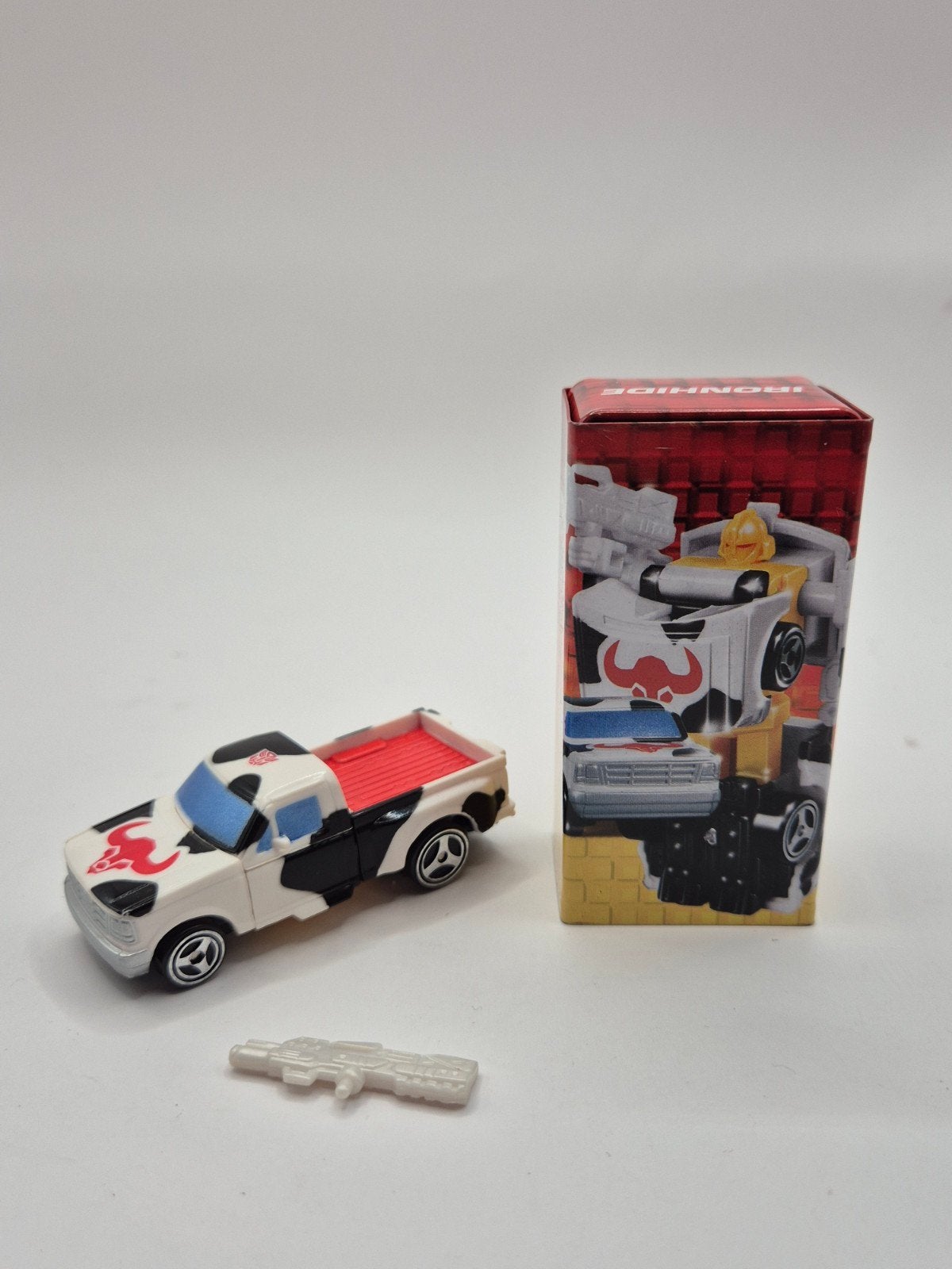 transformers rid ironhide, Verzamelen, Overige generaties, Ophalen of Verzenden, Zo goed als nieuw