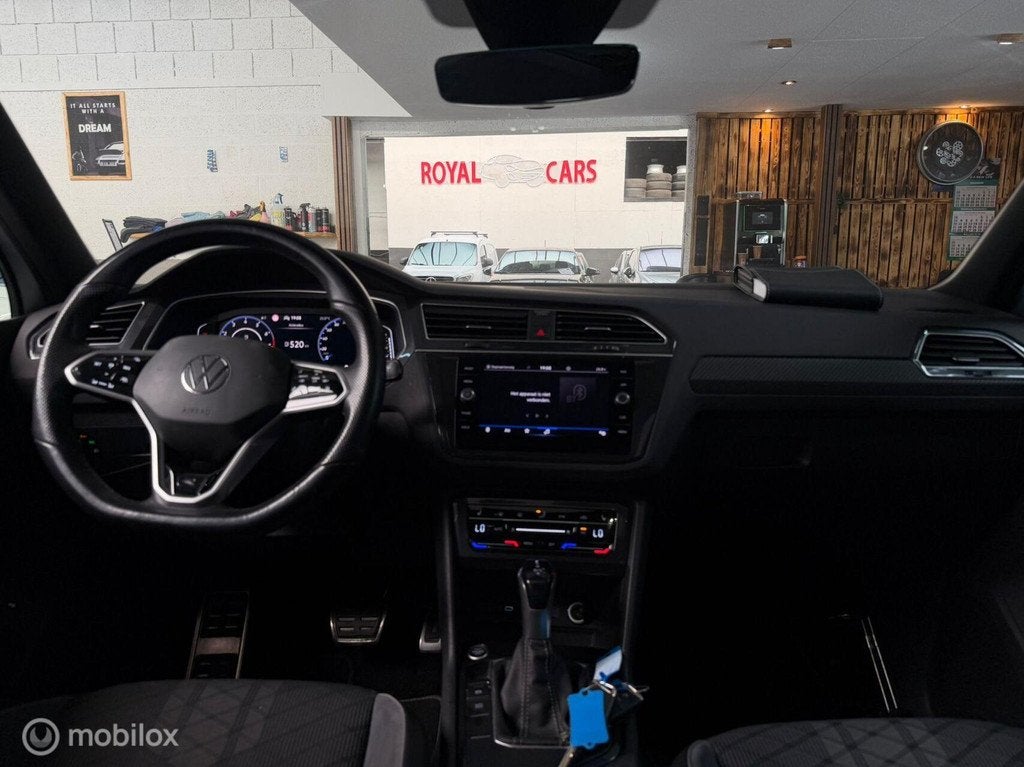 Volkswagen Tiguan 1.5 TSI 3x R-Line/ Pano / 360°Camera/ Vol, Auto's, Volkswagen, 15 km/l, 4 cilinders, 150 pk, 1446 kg