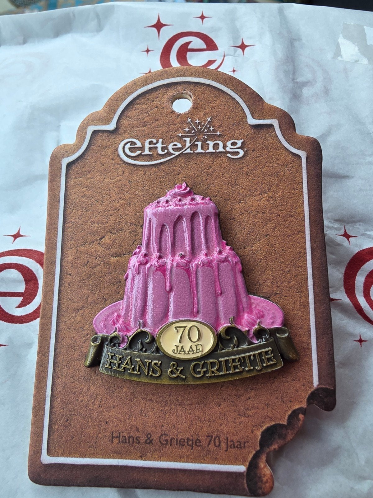 Efteling Hans & Grietje 70 Jaar Pin - Nieuw, Verzamelen, Ophalen of Verzenden, Nieuw, Button of Speldje