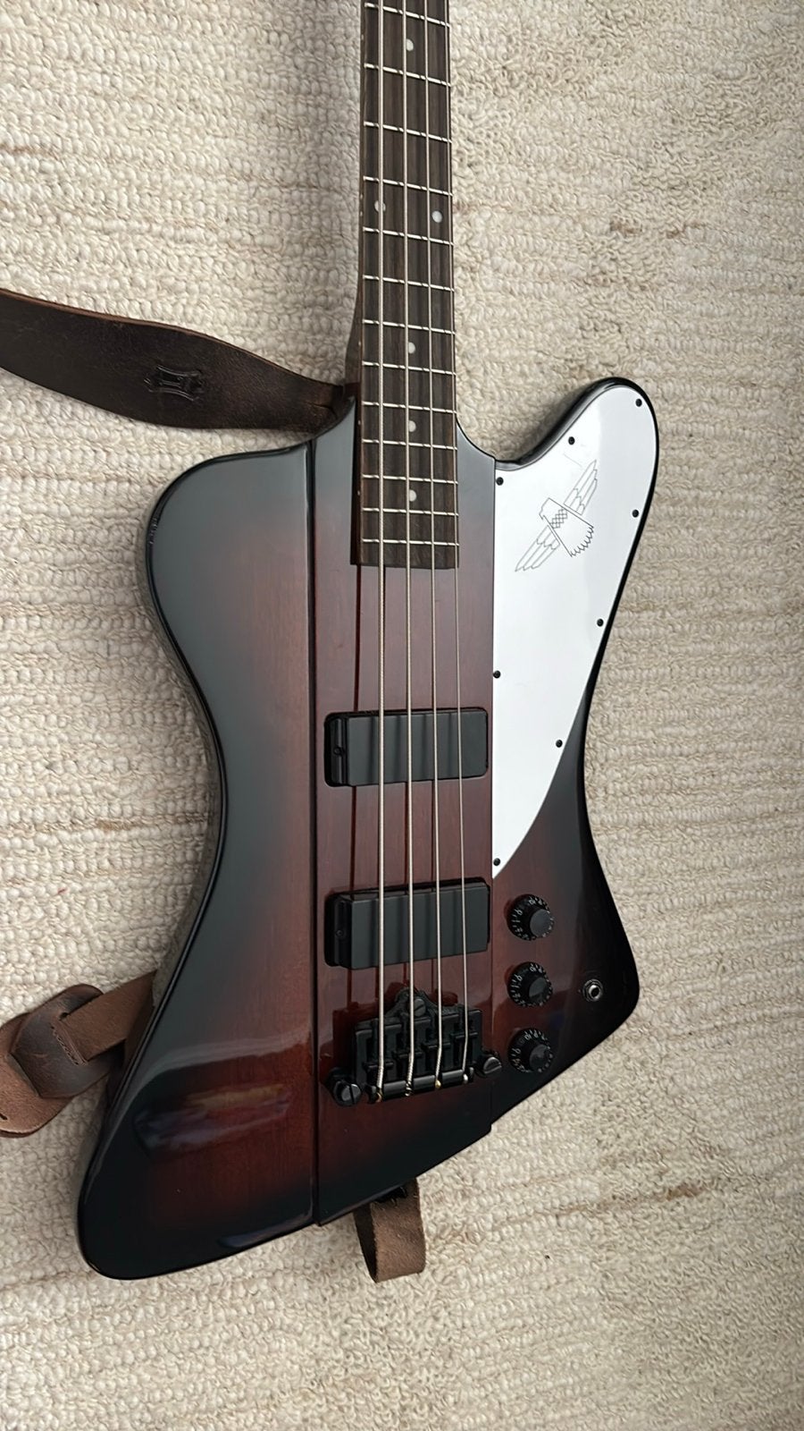 Epiphone Thunderbird IV VSB Basgitaar met Gigbag en Strap, Muziek en Instrumenten, Snaarinstrumenten | Gitaren | Bas, Ophalen