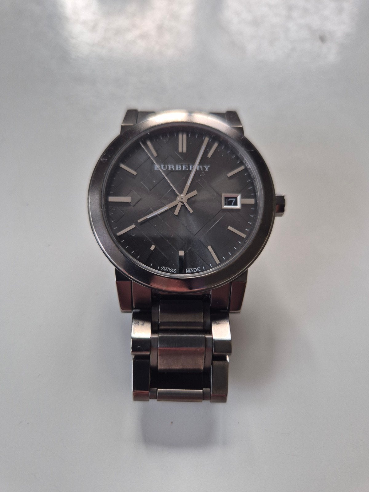 Burberry horloge - Swiss Made - Sapphire Crystal, Sieraden, Tassen en Uiterlijk, Horloges | Dames, Ophalen of Verzenden