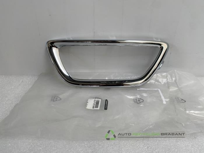 Grille Lijst van een Renault Captur, Auto-onderdelen, Gebruikt, -, Renault, -