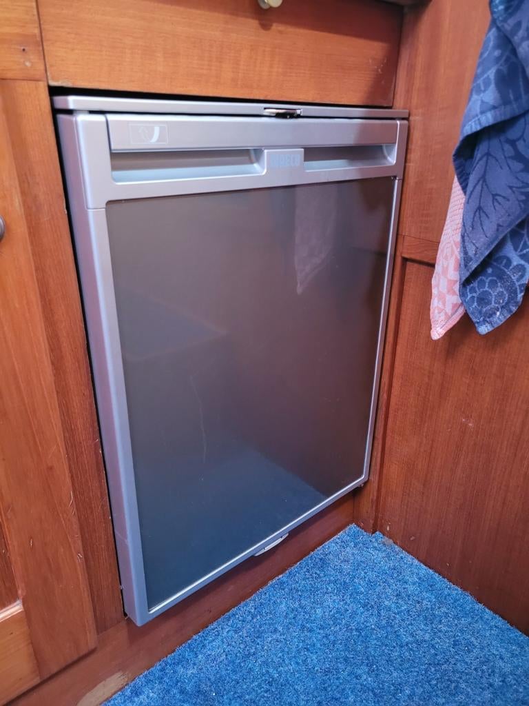 Dometic CR-0080 koelkast voor boot of camper, Witgoed en Apparatuur, Koelkasten en IJskasten, Minder dan 75 liter, 45 tot 60 cm