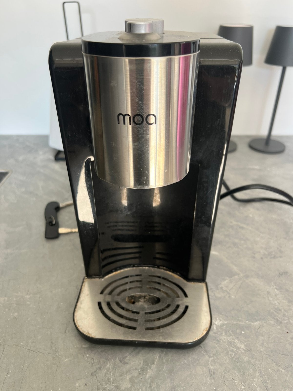MOA waterdispenser, 2 liter of meer, Ophalen, Zo goed als nieuw