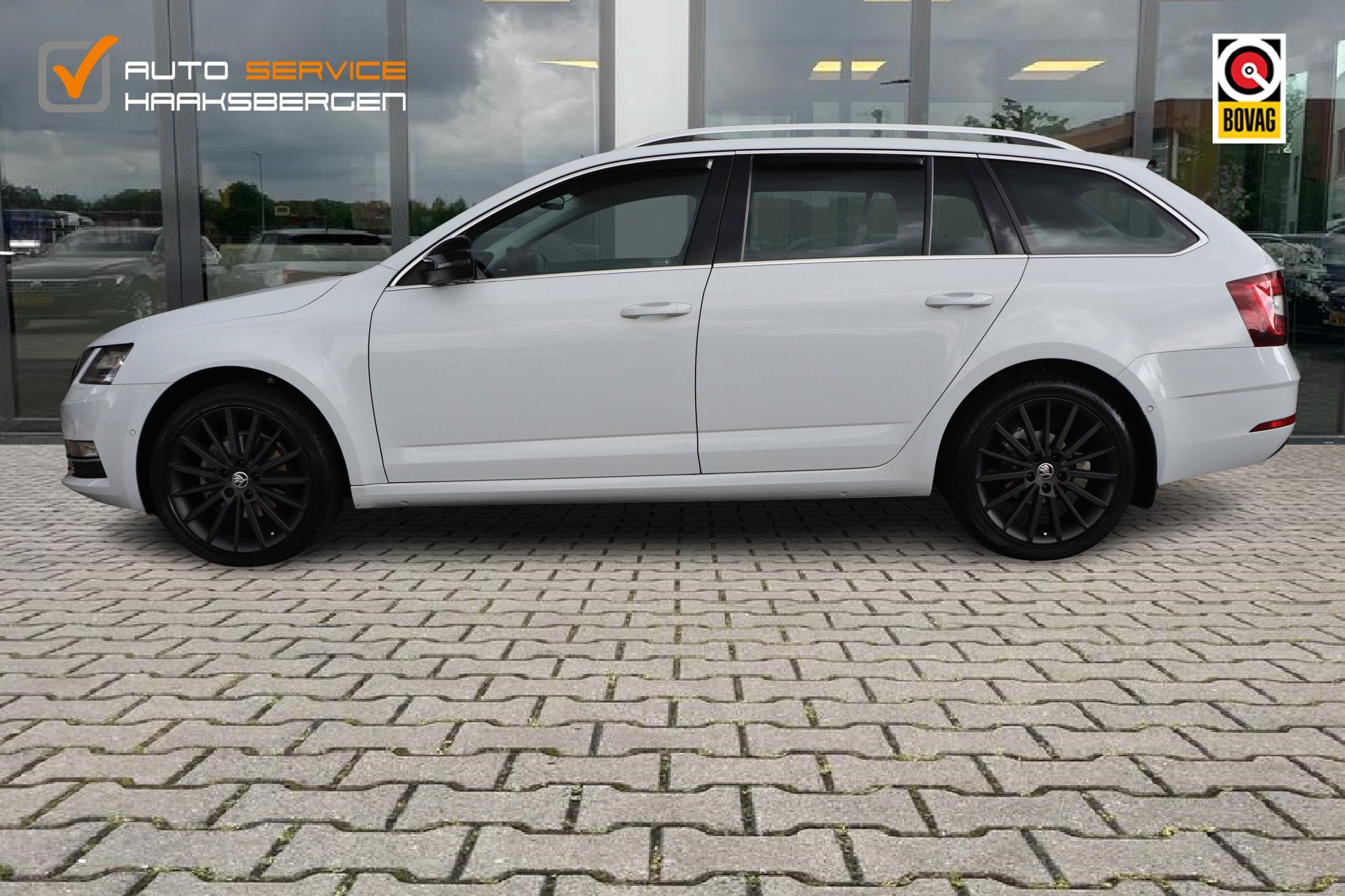 Skoda Octavia Combi 1.0 TSI Greentech Style Business | Pano, 116 pk, Origineel Nederlands, 630 kg, 3 cilinders