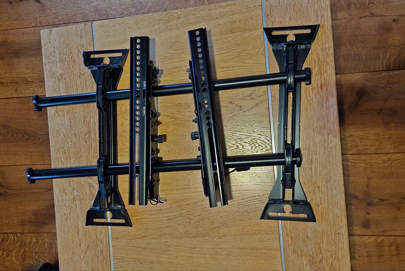 Chief MTM1U  TV Wall Mount, Ophalen, Gebruikt