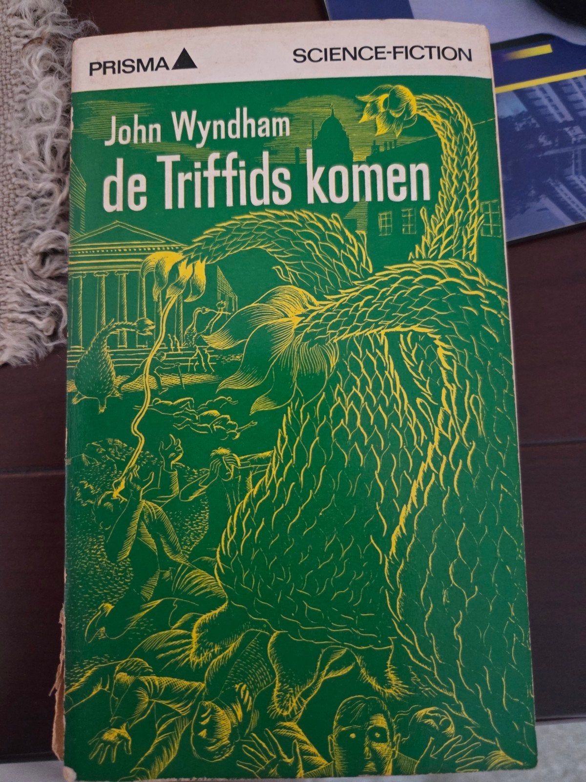 De Triffids komen - John Wyndham, Ophalen of Verzenden, Gelezen