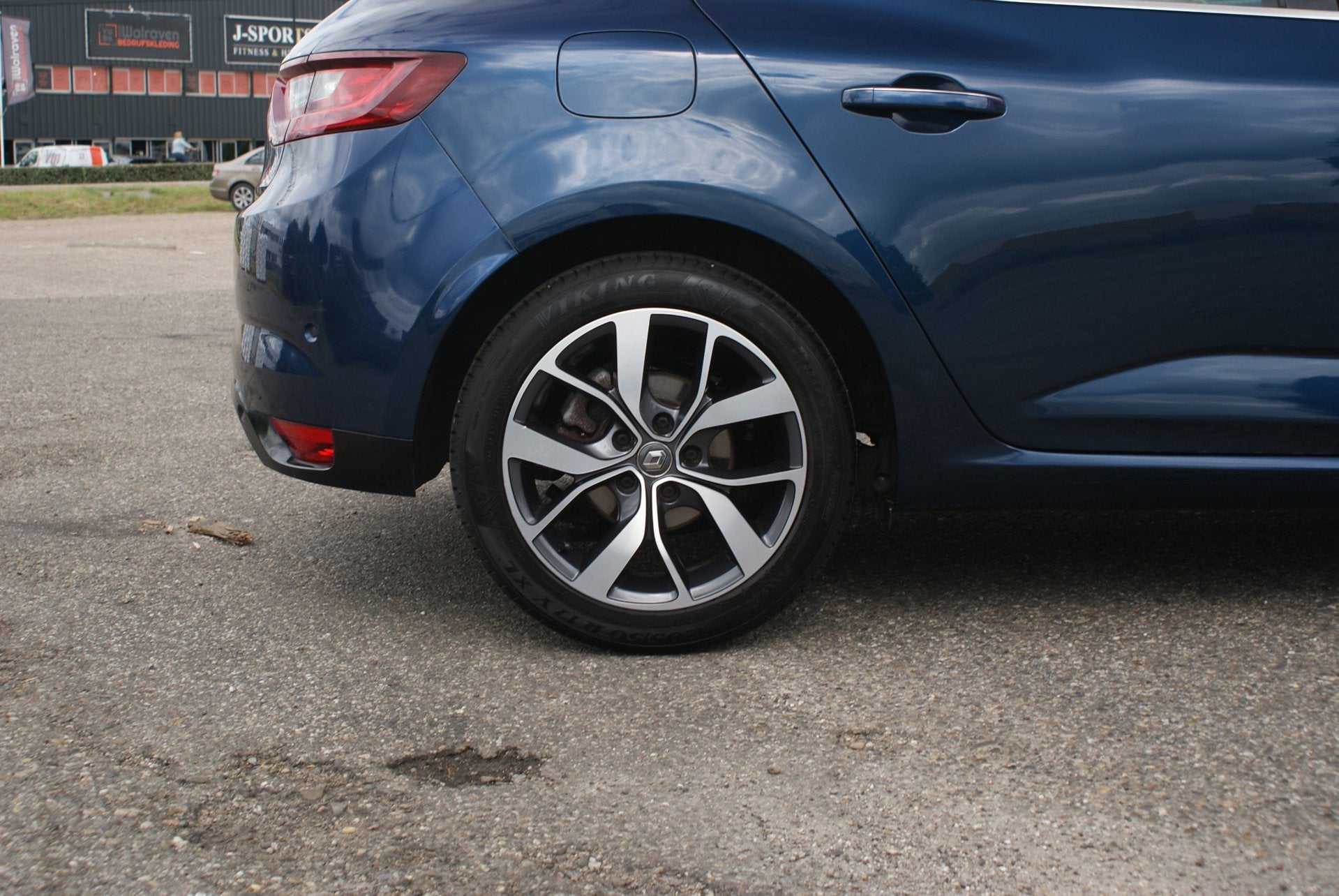 Renault Mégane 1.2 TCe Bose | Massage | Camera | Trekhaak |, Voorwielaandrijving, Gebruikt, 4 cilinders, Blauw