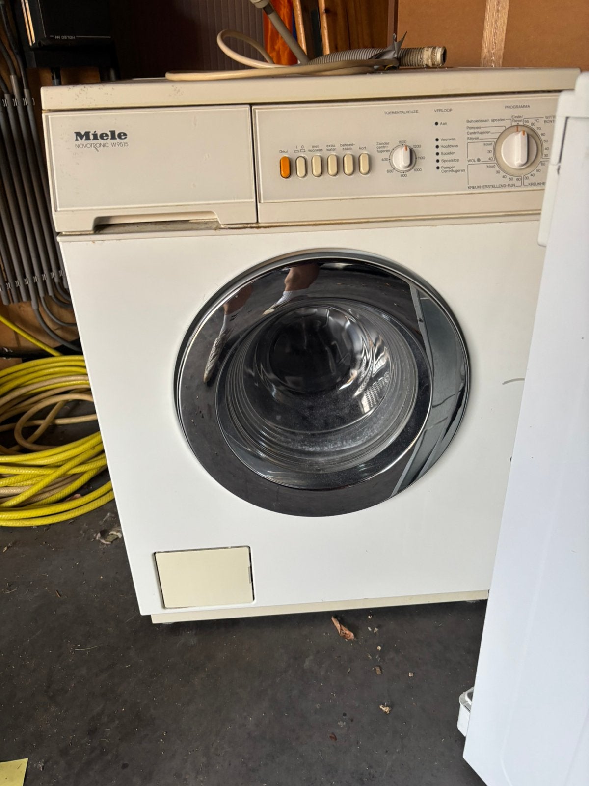 Miele Novotronic W9515 Wasmachine, Witgoed en Apparatuur, Wasmachines, Ophalen, 1200 tot 1600 toeren, Gebruikt, 4 tot 6 kg
