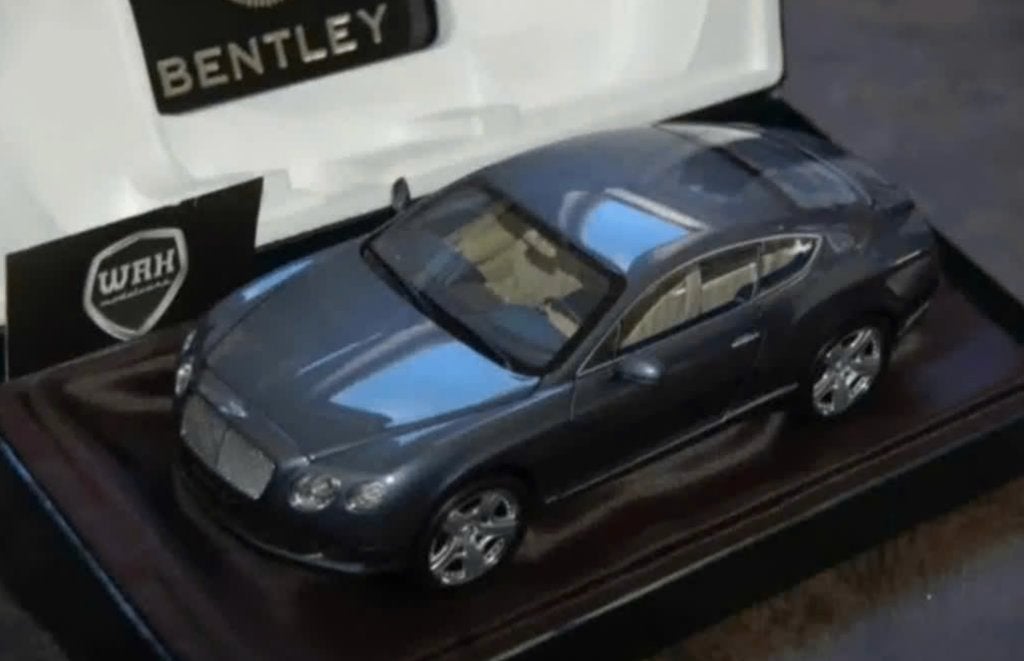 BENTLEY CONTINENTAL GT thunder metallc Minichamps 1:18 WRH, Hobby en Vrije tijd, Modelauto's | 1:18, Verzenden, Zo goed als nieuw