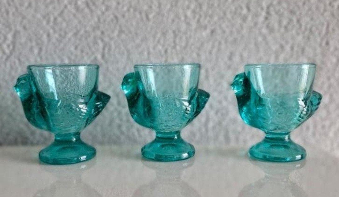 Drie eierdopjes Luminarc France Kip, Huis en Inrichting, Keuken | Servies, Ophalen of Verzenden, Zo goed als nieuw, Overige typen