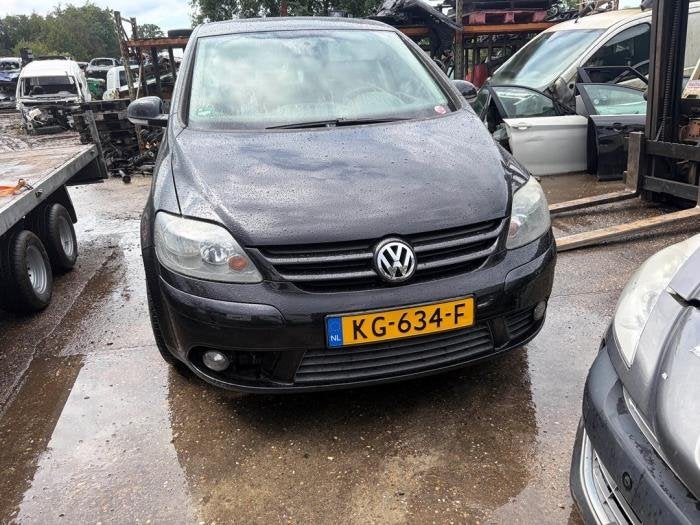 Voorbumper van een Volkswagen Golf Plus, Gebruikt, -, Volkswagen, -