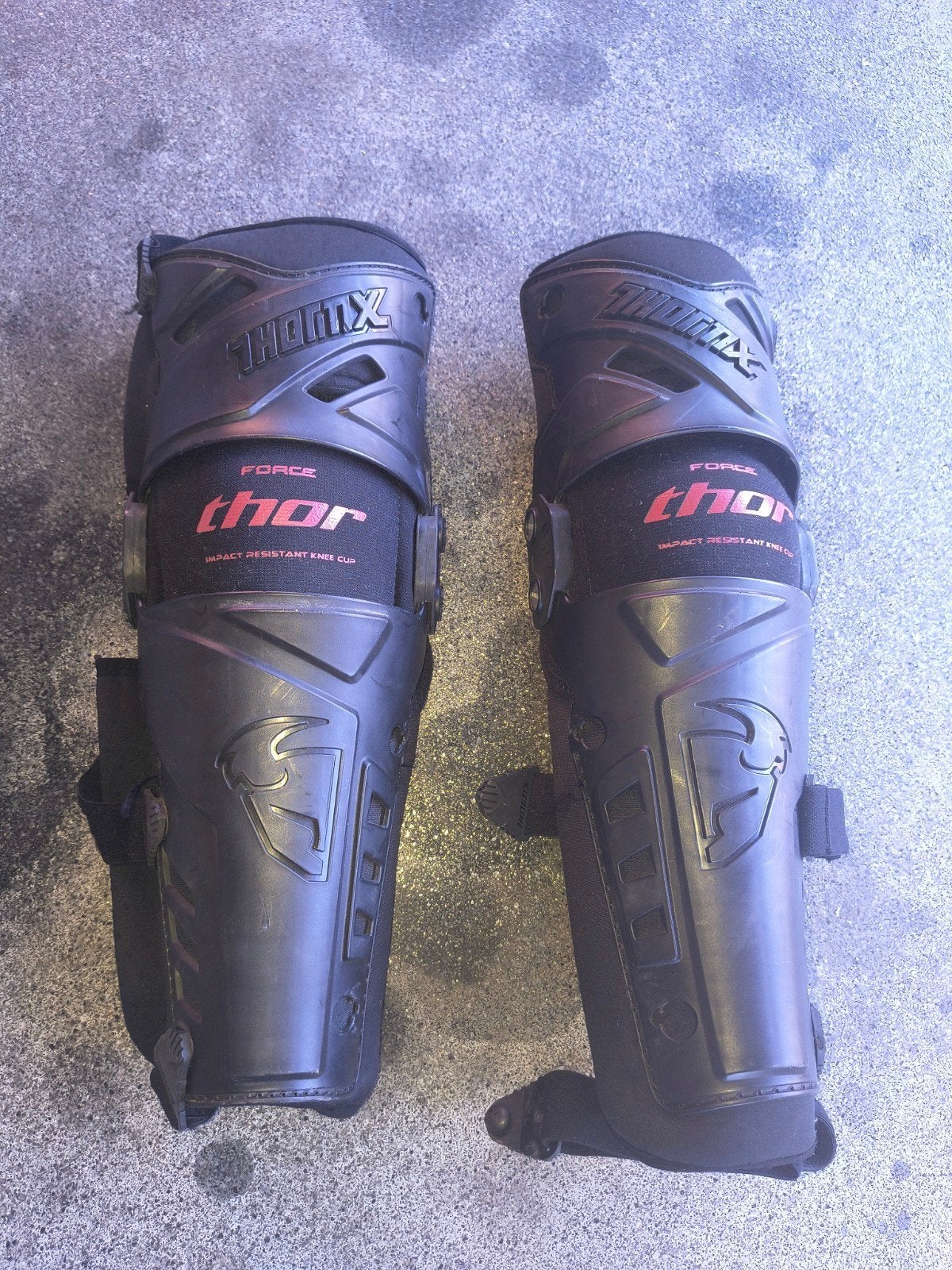 Thor Force Kniebeschermers, Motoren, Kleding | Motorkleding, Ophalen of Verzenden, Tweedehands, Heren, Motorcrosskleding