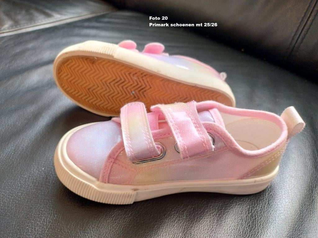 "Primark" roze/gekleurde schoenen mt 25/26, Ophalen of Verzenden, Zo goed als nieuw