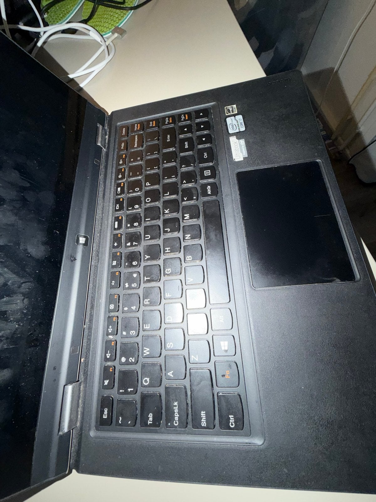 Lenovo IdeaPad Yoga 13 - Oudere laptop zonder oplader, Computers en Software, Ophalen of Verzenden, Gebruikt