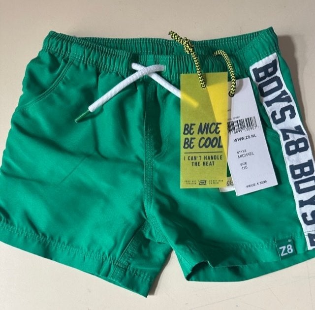 Korte broek / zwembroek Michael van Z8 maat 110 zgan (N486), Broek, Z8, Ophalen of Verzenden, Zo goed als nieuw