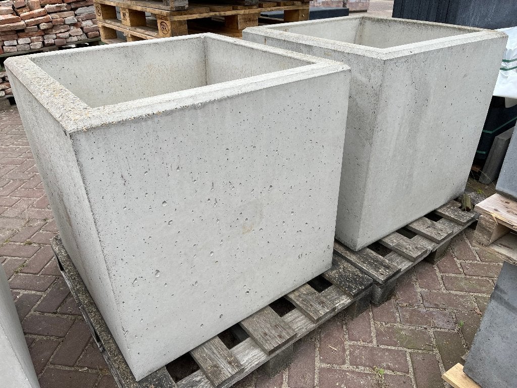 0022 Bloembak grijs 80x80  76 hoog, Tuin en Terras, Tuinvazen, Ophalen, Nieuw