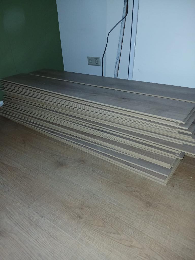 Laminaat (46 stuks; 12m2), Ophalen, Gebruikt, 50 tot 150 cm, 10 m² of meer