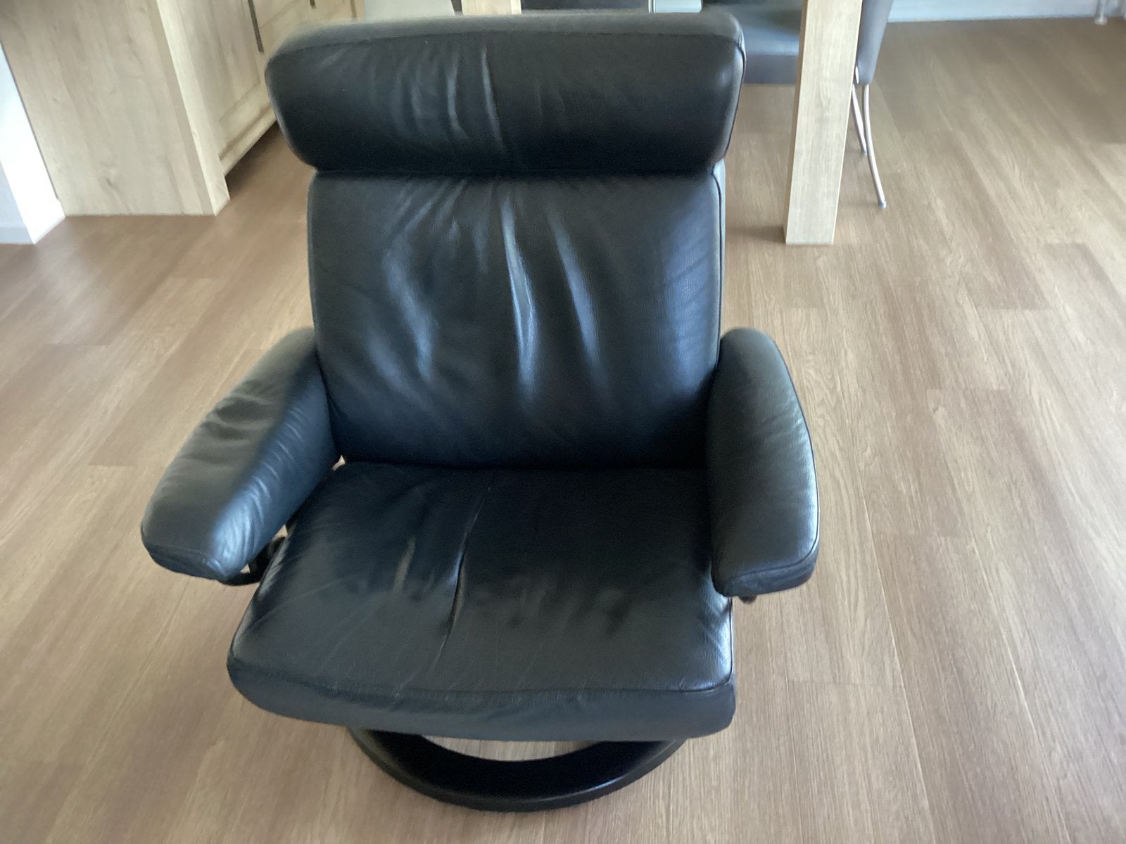 Stressles zwarte leren relax fauteuil, Ophalen, Gebruikt, Minder dan 75 cm, Leer
