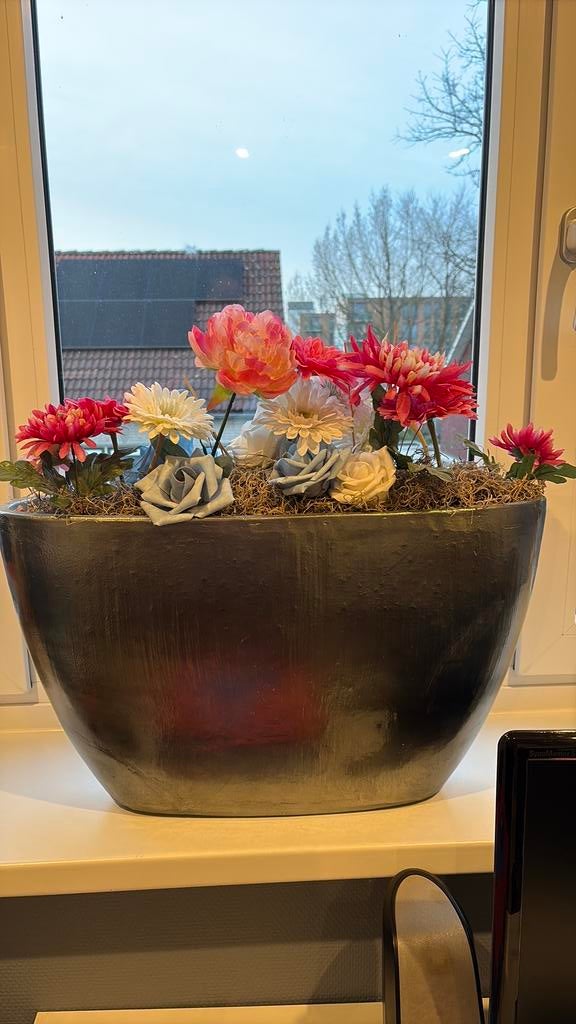 Grote vaas met bloemen, Huis en Inrichting, Ophalen, Overige materialen, Overige kleuren, Zo goed als nieuw