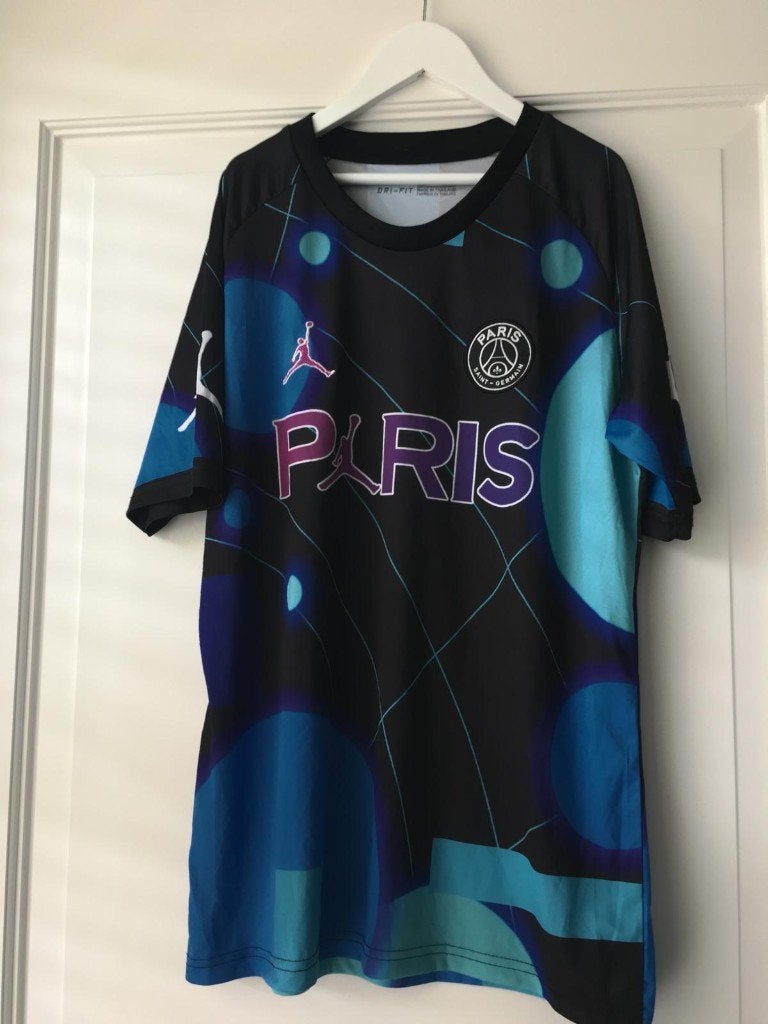 #VSM34 Voetbalshirt Neymar (Paris Saint-Germain) te koop!! M, Sport en Fitness, Voetbal, Maat M, Verzenden, Zo goed als nieuw