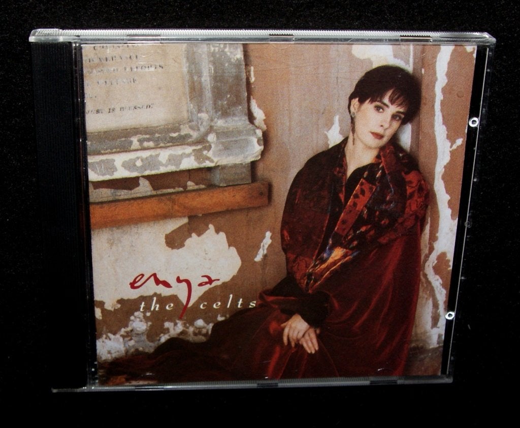 Enya - The Celts (Warner Music, 1986, 1992), Ophalen of Verzenden, Zo goed als nieuw, Keltisch