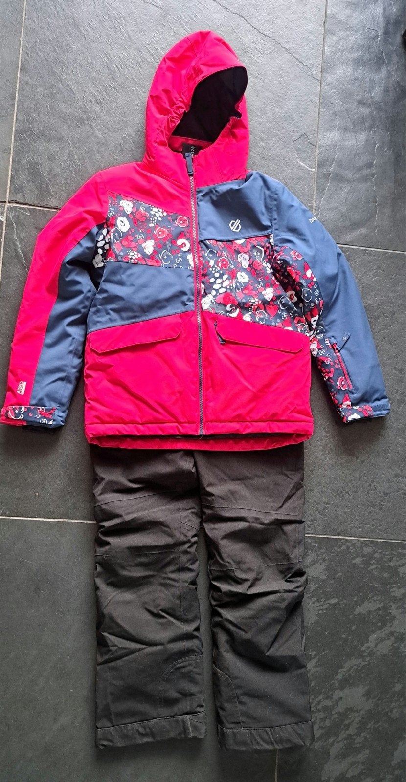 Dare2b ski jas en ski broek maat 140, Overige merken, 100 tot 140 cm, Ophalen of Verzenden, Zo goed als nieuw