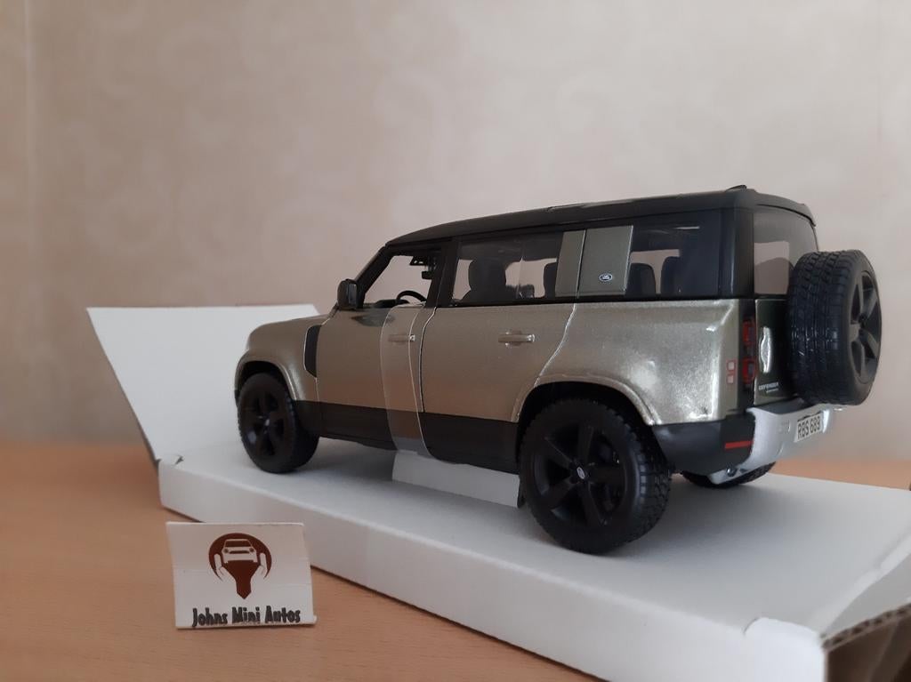 Land Rover Defender 110 4-Door Groen Metallic Bburago 1:24, Auto, Nieuw, Ophalen of Verzenden, Bburago
