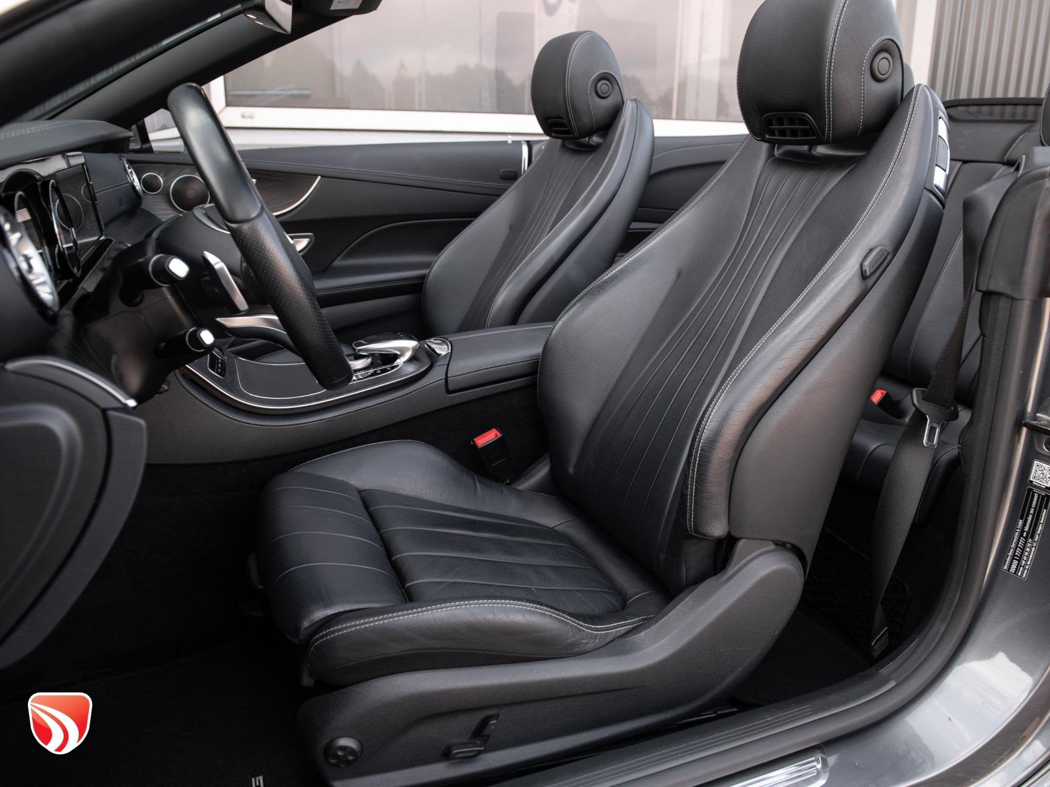 Mercedes-Benz E-klasse Cabrio 300 25th Anniversary Edition 2, Auto's, Automaat, Cabriolet, 4 stoelen, Bedrijf
