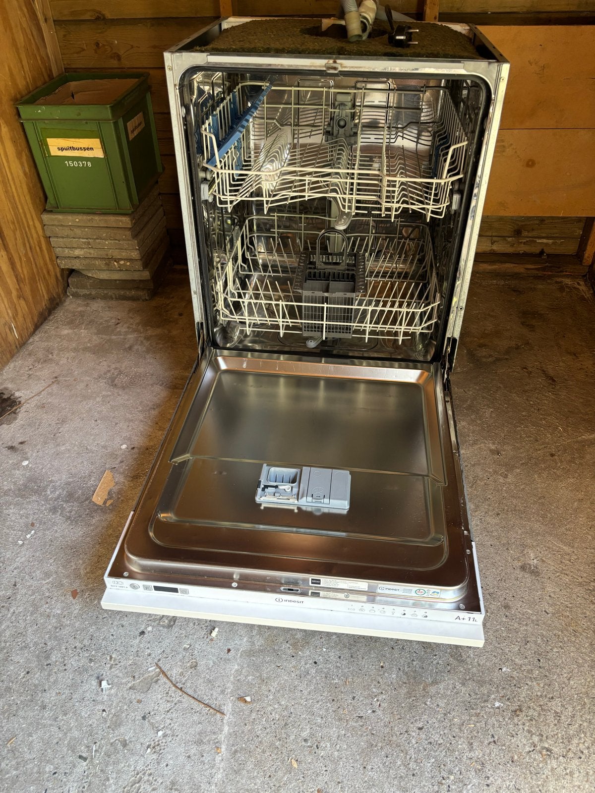 Indesit DIFP 18B1 A Inbouw Vaatwasser, Ophalen, Gebruikt, Minder dan 85 cm, 60 cm of meer