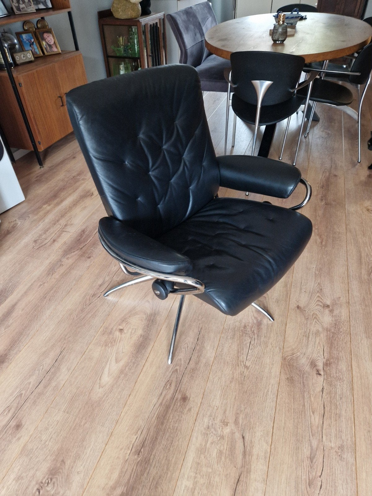 Stressless Draai Fauteuil - Zwart Leer, Ophalen, Gebruikt, Modern, Comfort, 75 tot 100 cm