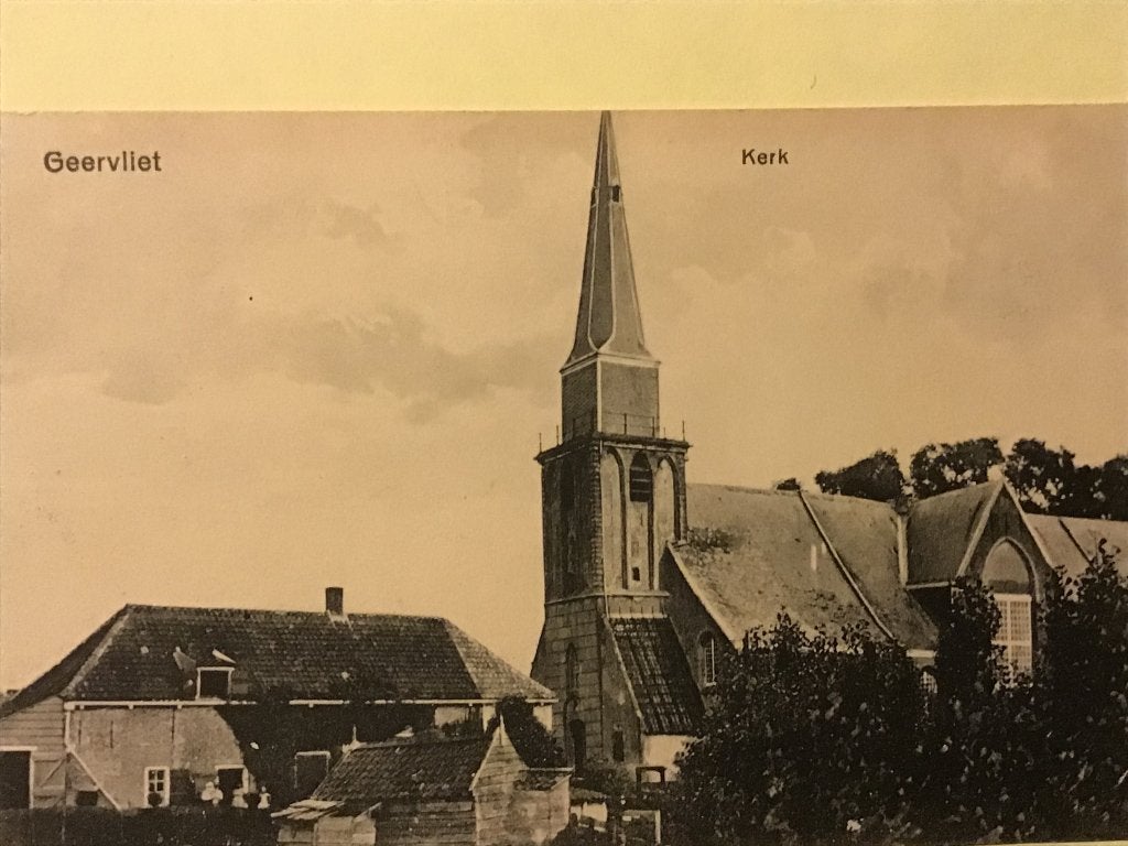Oude Ansichtkaart Geervliet Kerk - Uitg. H. de Vos ca 1925, Ophalen of Verzenden, 1920 tot 1940, Ongelopen, Zuid-Holland