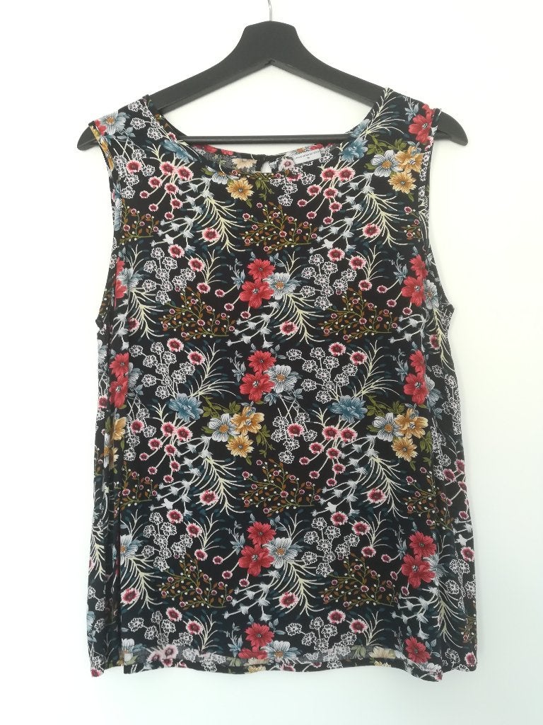 Jacqueline de Yong Top Zwart met Bloemen maat 38, Kleding | Dames, Maat 38/40 (M), Zwart, Ophalen of Verzenden, Zo goed als nieuw