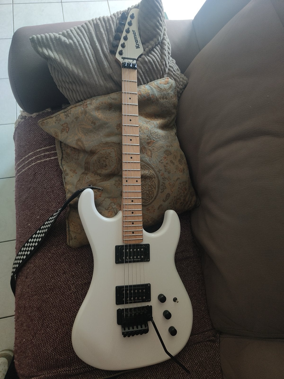 Kramer Pacer Vintage Pearl White koop/ruil, Muziek en Instrumenten, Ophalen of Verzenden, Zo goed als nieuw, Solid body, Overige merken
