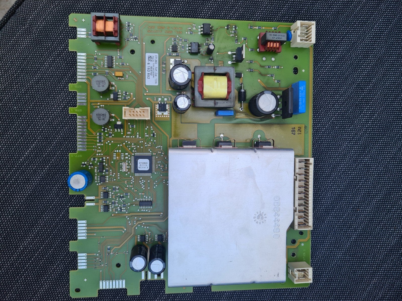 printplaat uit miele cva4060, Ophalen, Gebruikt