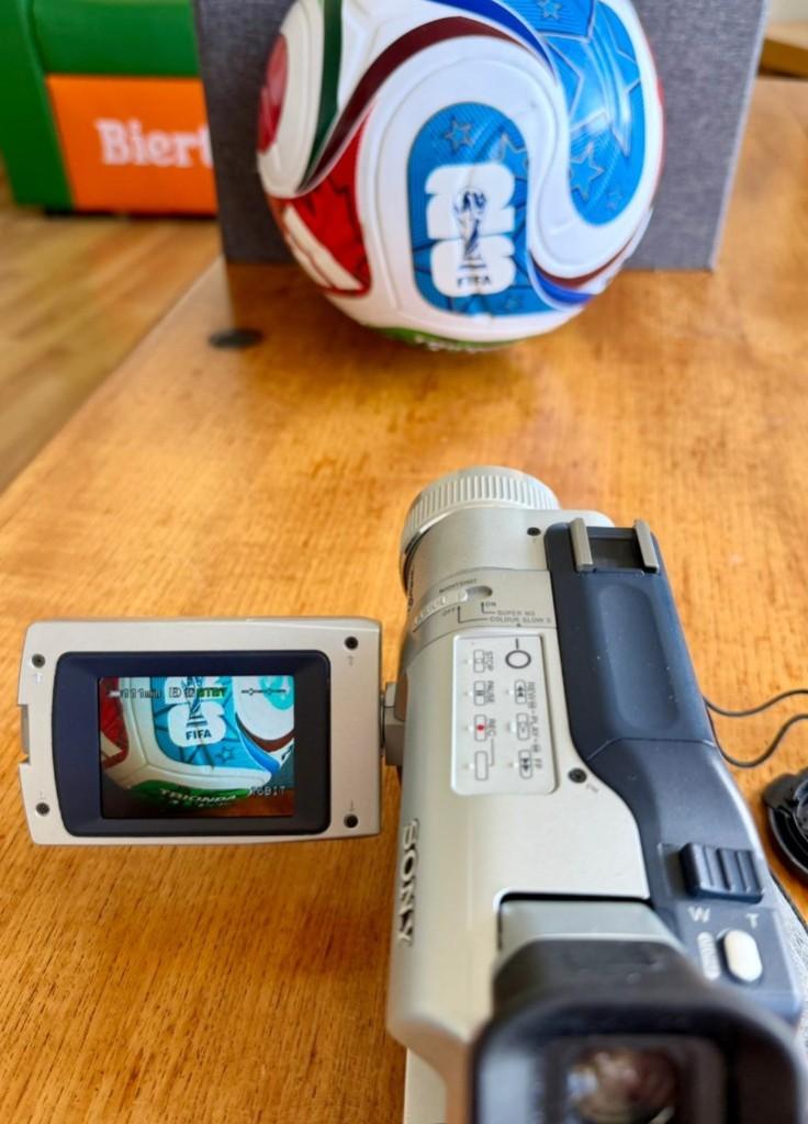 Sony DCR-TRV740E Digital8 Handycam, volledig getest, Audio, Tv en Foto, Videocamera's Digitaal, 20x of meer, Overige soorten, Ophalen of Verzenden