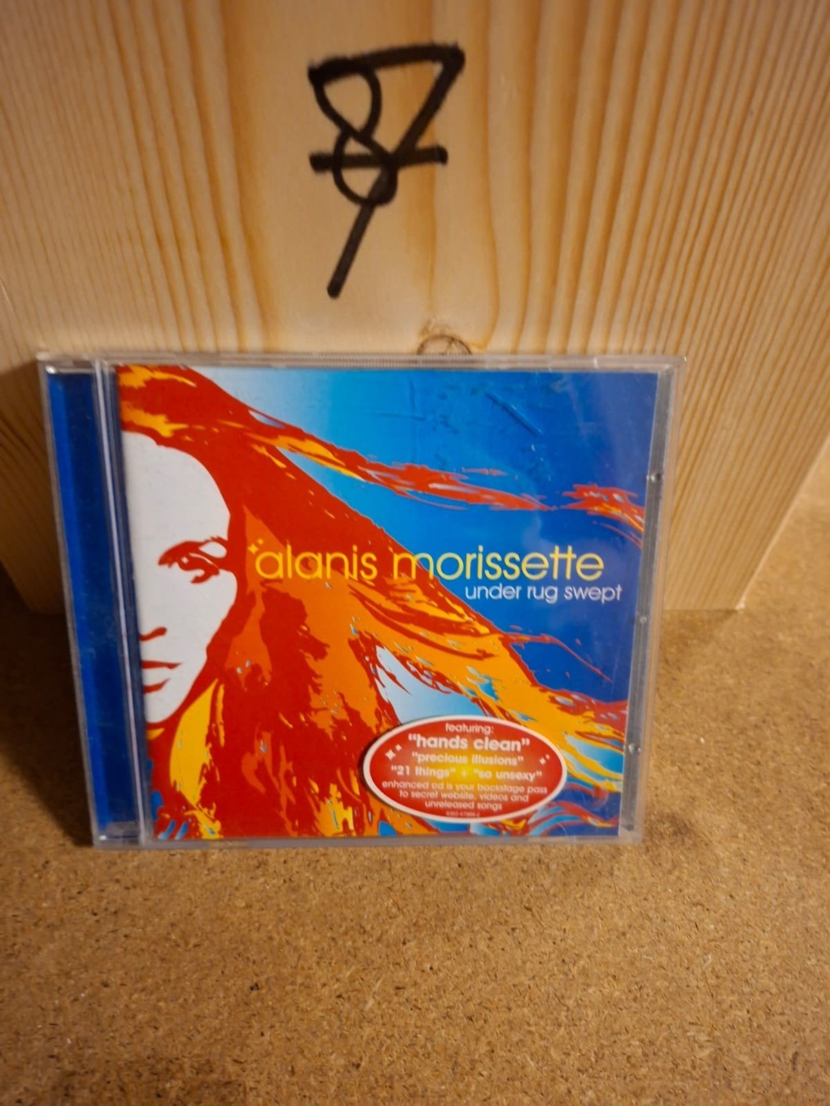 Alanis Morissette - Under Rug Swept CD, Gebruikt, Met bonustracks, Pop, Ophalen of Verzenden