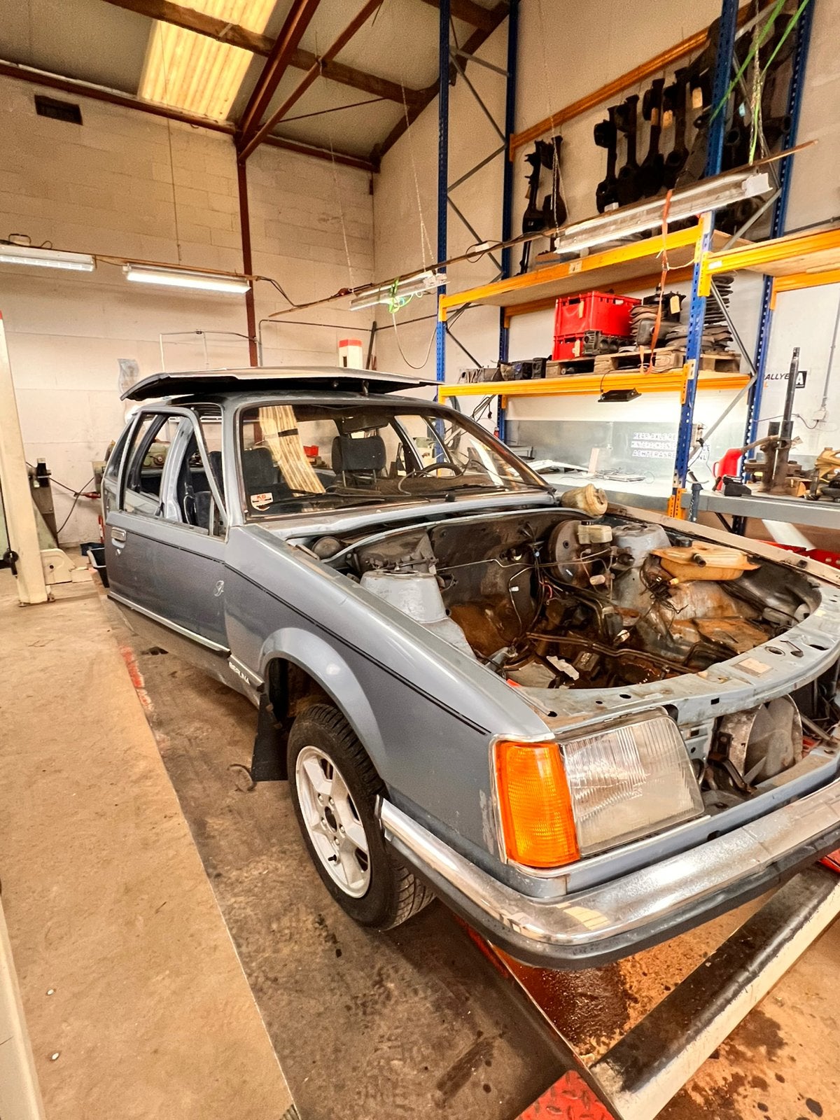 LAATSTE ONDERDELEN Opel Commodore C 2.5E Voyage, Ophalen of Verzenden, Opel