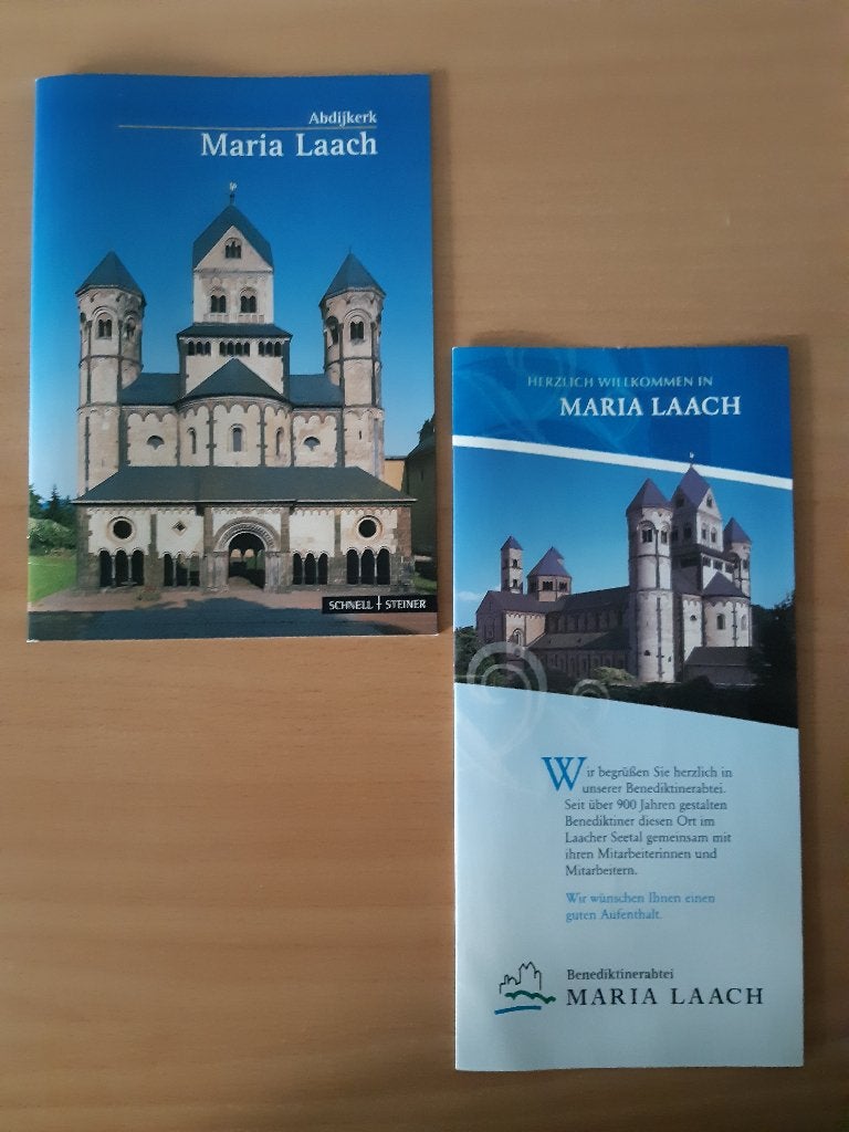 Boekje Abdijkerk Maria Laach 23 blz A5-formaat, Verzenden, Zo goed als nieuw, Boek