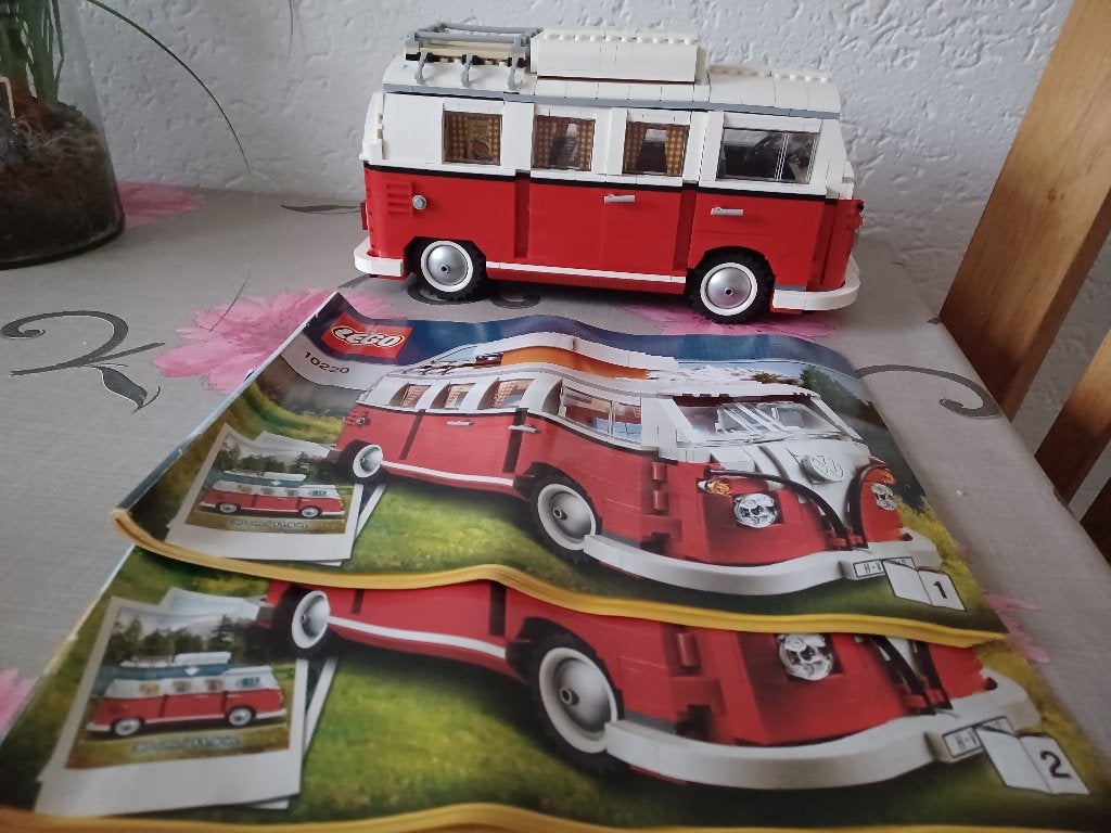 Lego 10220 Volkswagen T1 Camper, Gebruikt, Lego, Compleet, Ophalen of Verzenden