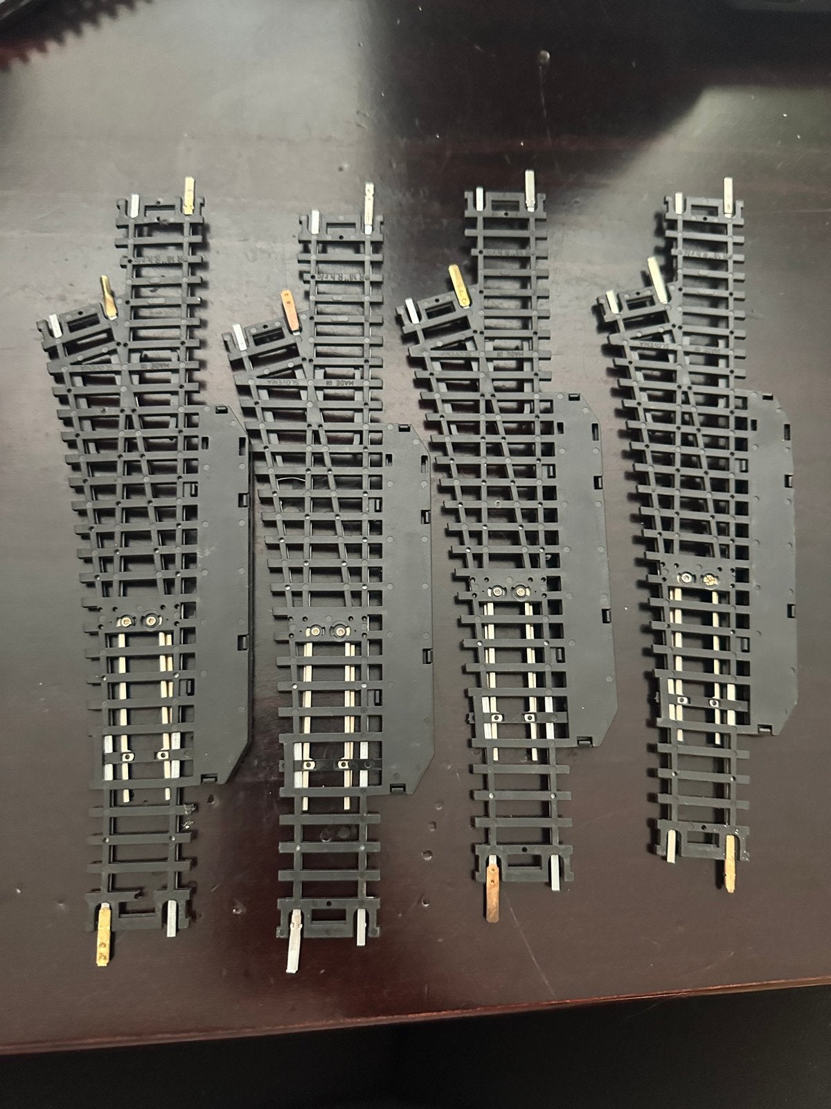 4 Mehano wissels rechts 1:87 H0, Ophalen of Verzenden, Zo goed als nieuw, Gelijkstroom, Rails